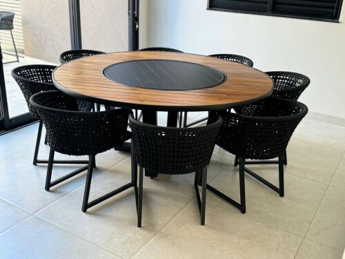 Imagem do produto Mesa Redonda Íris em Teca 180cm Base Alumínio com Poltrona Berlim