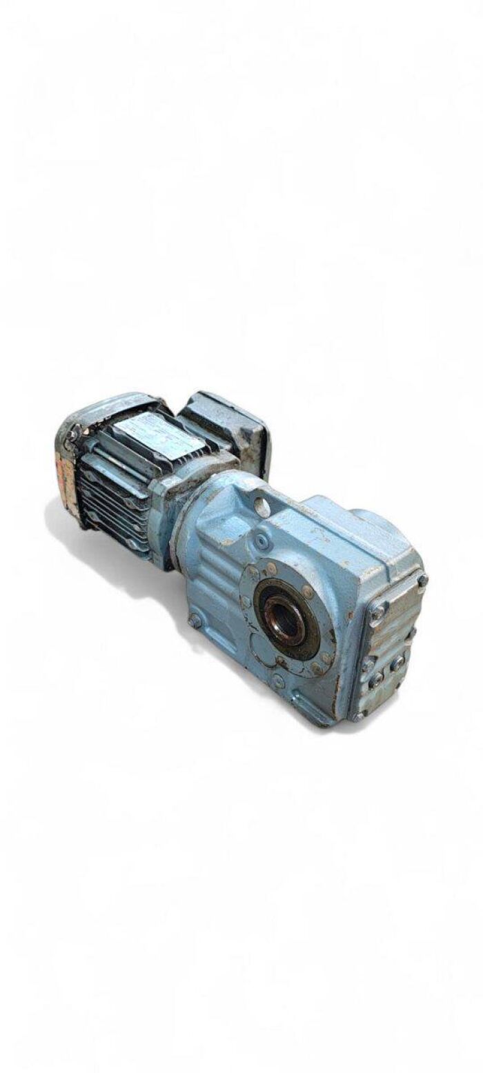 Imagem de Moto Redutor SEW Engrenado 0,50 Cv Redução 1:80 – Saída de Eixo Vazado
