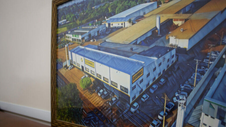 Imagem quadro-desenho-geomaq-47-anos-1024x576