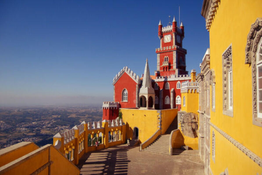 Imagem Palacio%20Nacional%20de%20Pena%20-%20Portugal%20-%20chris-barbalis-jmKyLoUls84-unsplash