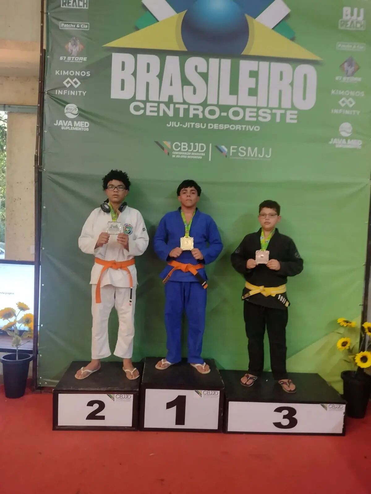 Ilustração da notícia Projeto social de São Gabriel do Oeste conquista 3º lugar no Brasileiro Centro-Oeste de Jiu-Jitsu da MS Todo dia