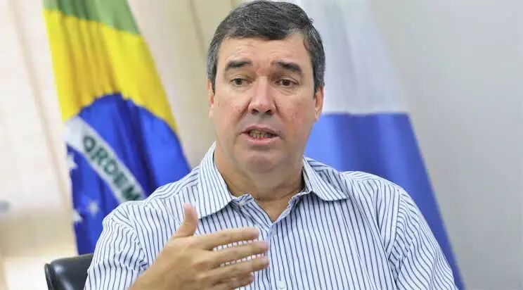 Imagem da notícia Pesquisa aponta 60% de aprovação ao governo Eduardo Riedel em Campo Grande