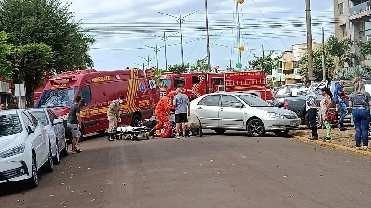 Imagem ilustrativa da matéria Motociclista fica ferido após colidir com Corolla em São Gabriel do Oeste
