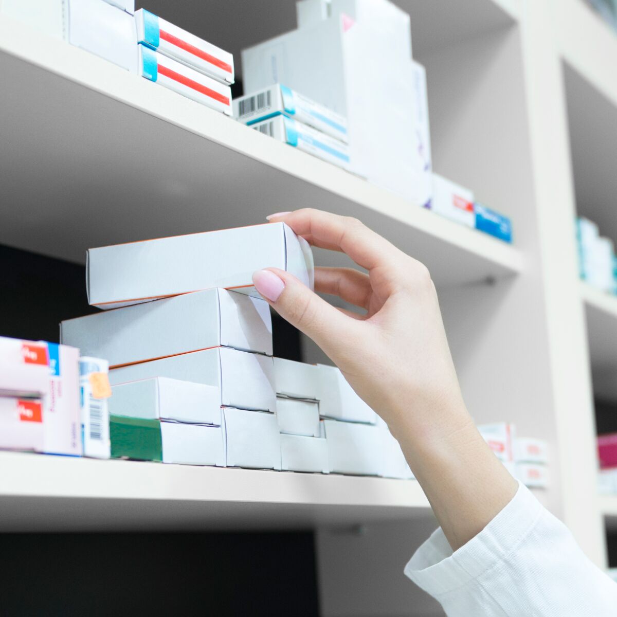 Imagem da notícia Plano negou meu medicamento de alto custo (off-label): isso é legal?