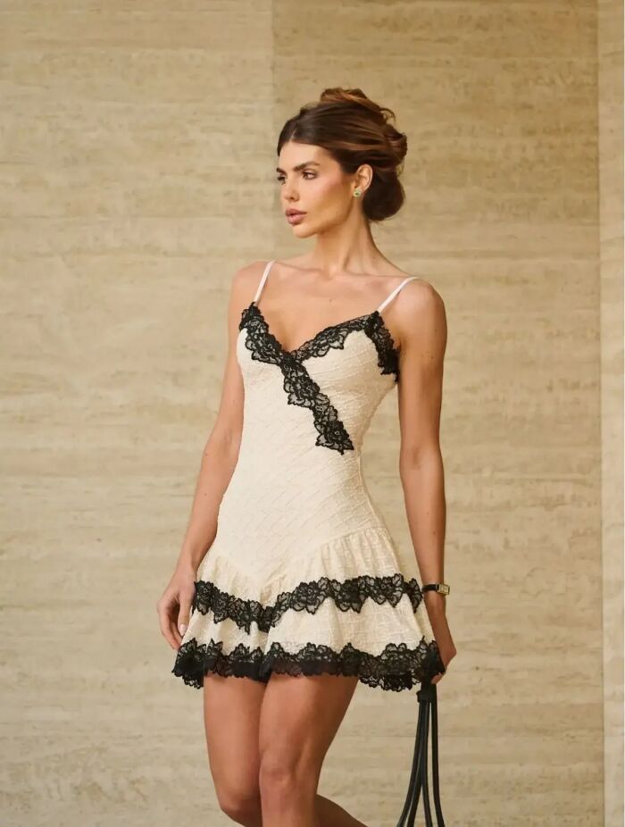 Imagem de VESTIDO SHEILA - CLOUDE